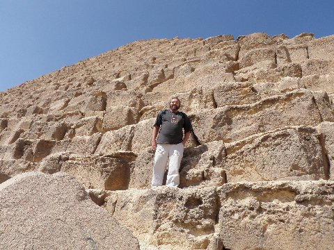 Awesome Bloke climbing back down from Menkaures Pyramid Awesome Bloke climbing back down from Menkaures Pyramid